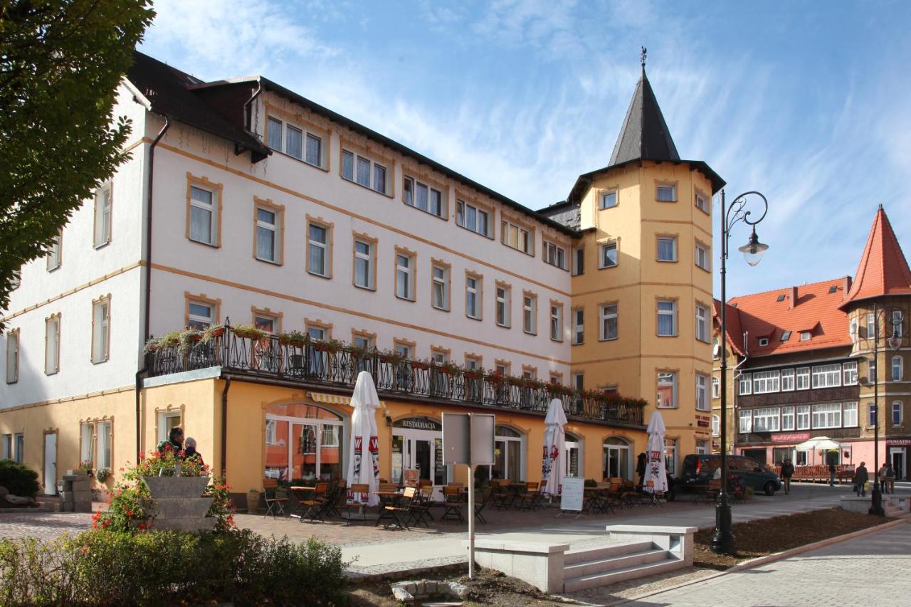 Świeradów-Zdrój Dobrzynski Resort Topaz מראה חיצוני תמונה